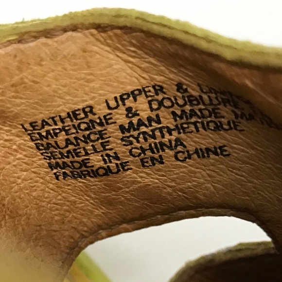 Born Slip on Yellow Leather Sandal EU 36 Women Shoes - Picture 9 of 9